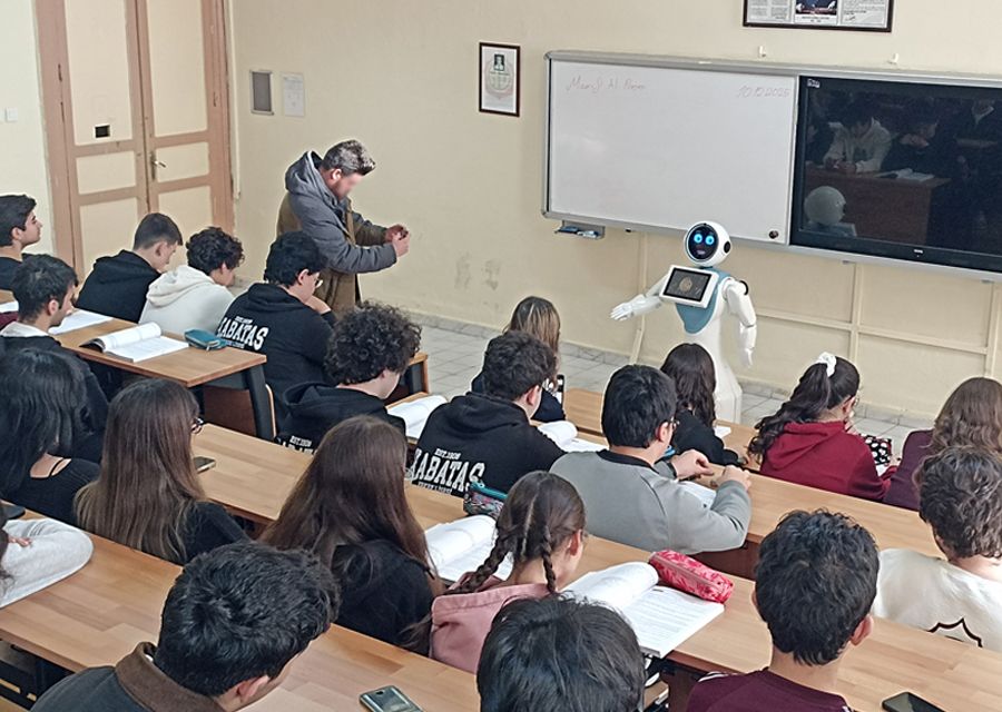 MINI ADA AT THE KABATAŞ BOYS HIGH SCHOOL MAARIF AI EVENT