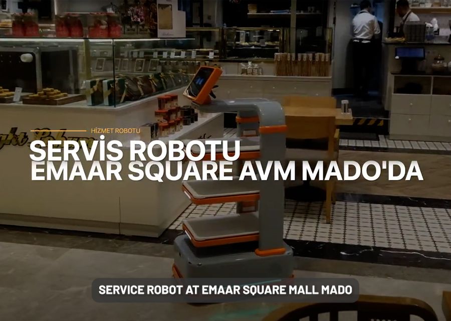Service Robot at Emaar Square Mall Mado