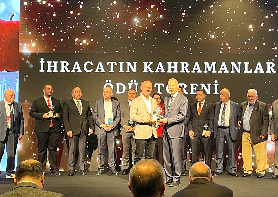 Heroes of Export Award Presented to Dr Özgür Akın