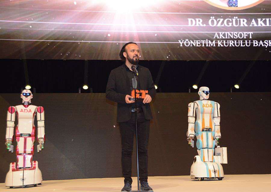 HUMANOID ROBOTS ADA GH5 AT THE 2018 YOUNG TURKIYE VECİHİ HÜRKUŞ BUSINESSMAN AWARD CEREMONY