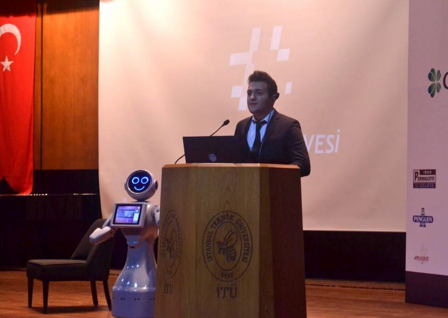 HUMANOID ROBOTS ADA GH6 AND MINI ADAs AT THE TRENDS SUMMIT