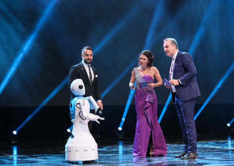 MINI ADA AT AYM NET 8TH ANNIVERSARY GALA