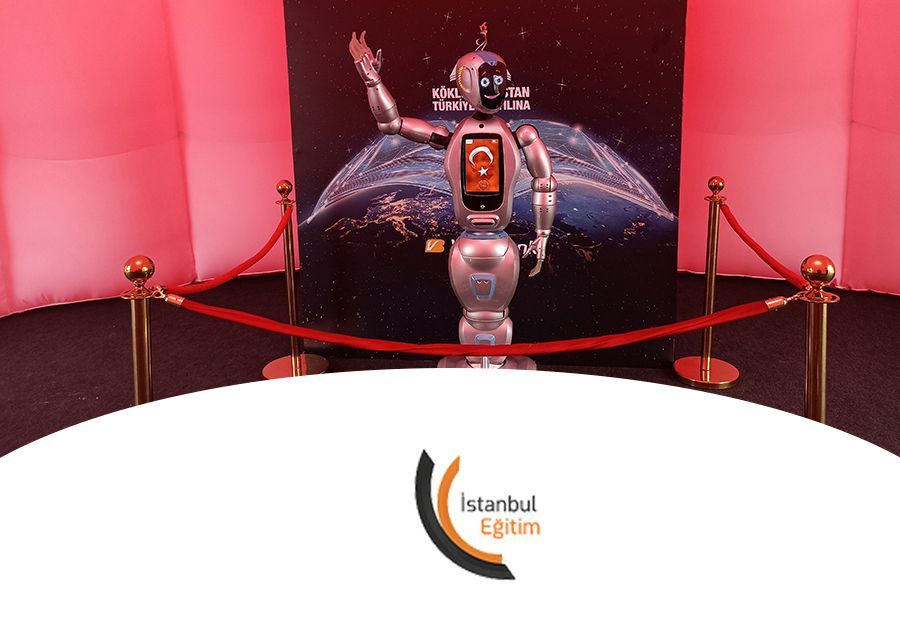 ADA7 ROBOT AT FROM DEEP ROOTED HERITAGE TO THE CENTURY OF TURKEY EVENT