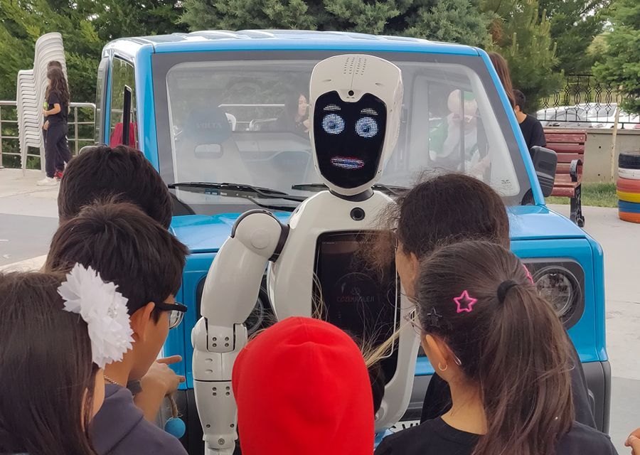 ADA7 AT THE SCHOOL MAKER FAIRE FESTIVAL